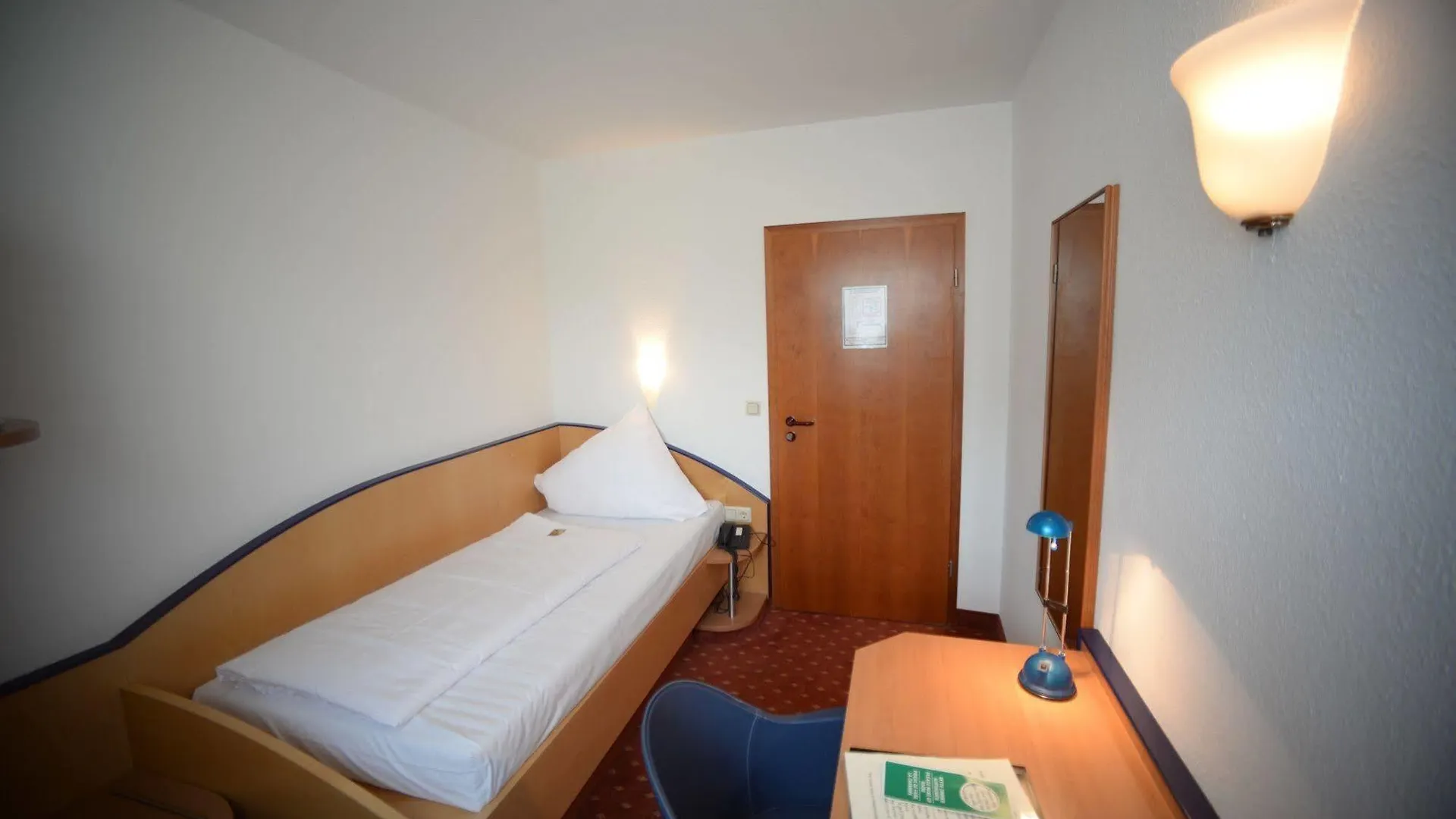 Hotel L'Escala Dreieich