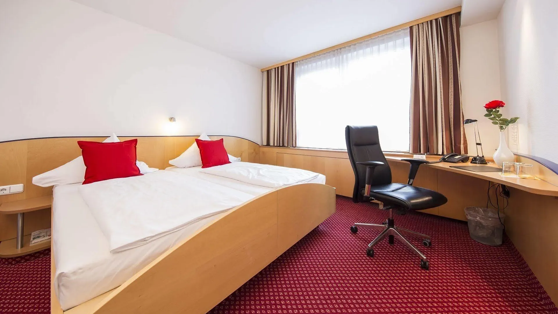 Hotel L'Escala Dreieich