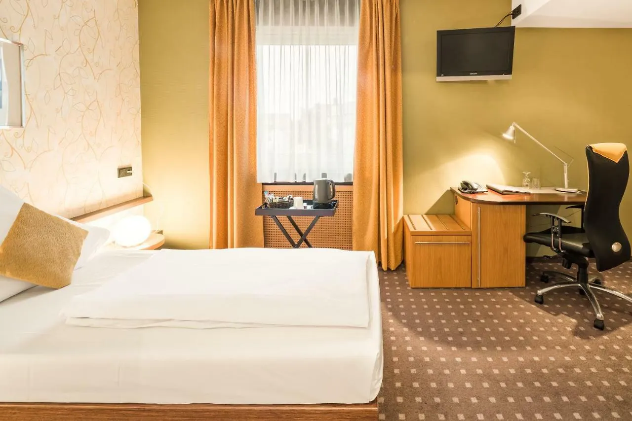 ***  Hotel L'Escala Dreieich Alemania